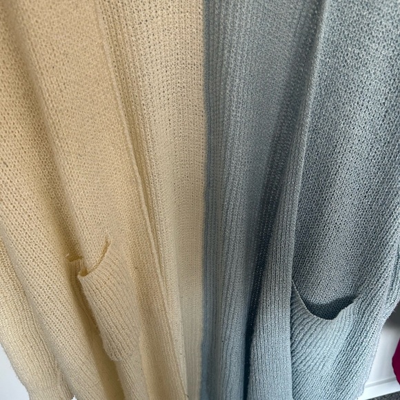 Women's Cream and Blue Open Cardigan Sweater - Picture 4 of 5